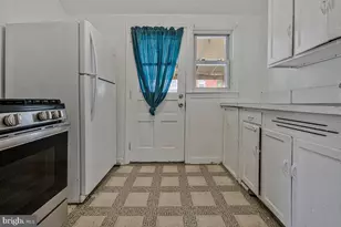 3518 Longfellow St, Hyattsville, MD 20782 - Photo 10