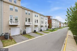4915 Crest View Dr, Hyattsville, MD 20782 - Photo 30