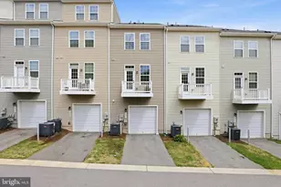 4915 Crest View Dr, Hyattsville, MD 20782 - Photo 32