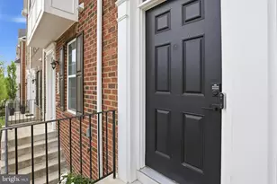 4915 Crest View Dr, Hyattsville, MD 20782 - Photo 6