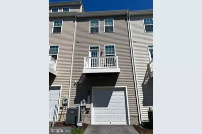 4915 Crest View Drive, Hyattsville, MD 20782 - Photo 2