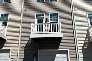 4915 Crest View Dr, Hyattsville, MD 20782 - Photo 2