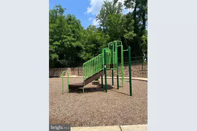 4915 Crest View Drive, Hyattsville, MD 20782 - Photo 34