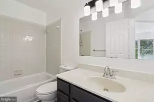 3723 Pogonia Ct, Hyattsville, MD 20784 - Photo 36
