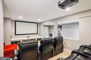 1910 Lake Forest Dr, Upper Marlboro, MD 20774 - Photo 44