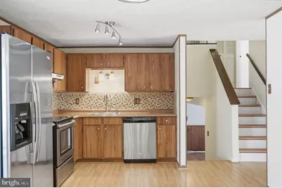 10300 Forestgrove Lane, Bowie, MD 20721 - Photo 8