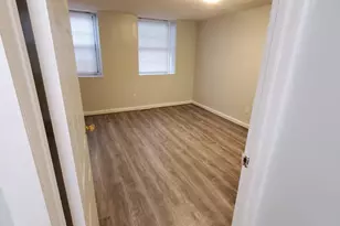 1835 Village Green Dr, Hyattsville, MD 20785 - Photo 12