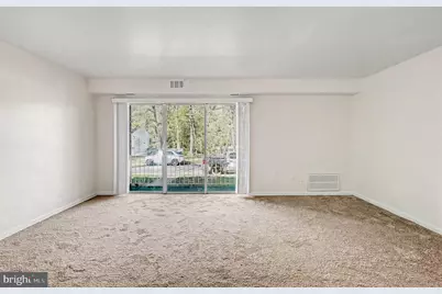 2310 Ewing Avenue #201, Suitland, MD 20746 - Photo 4