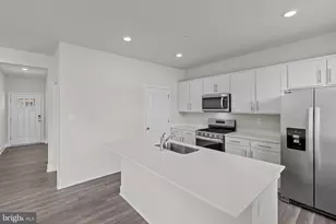 5208 Manor Park Dr, Upper Marlboro, MD 20772 - Photo 12