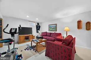 3941 Sunflower Cir, Bowie, MD 20721 - Photo 8