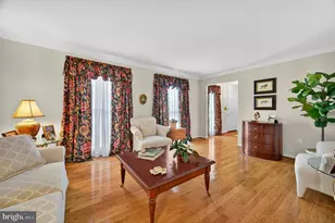 3941 Sunflower Cir, Bowie, MD 20721 - Photo 2