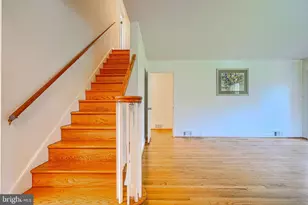 9110 Autoville Dr, College Park, MD 20740 - Photo 8