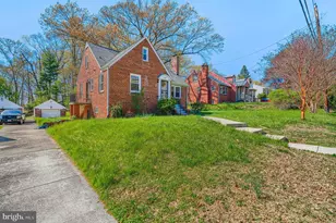 9110 Autoville Dr, College Park, MD 20740 - Photo 2