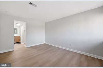 10212 Prince Place #7-206, Upper Marlboro, MD 20774 - Photo 6