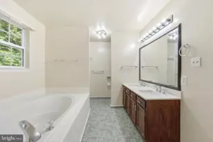 705 Bonnie Meadow Ln, Fort Washington, MD 20744 - Photo 20