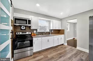 5918 Robin Ln, Suitland, MD 20746 - Photo 16