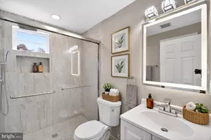 5918 Robin Ln, Suitland, MD 20746 - Photo 26
