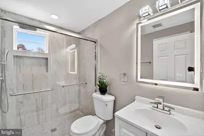 5918 Robin Lane, Suitland, MD 20746 - Photo 24