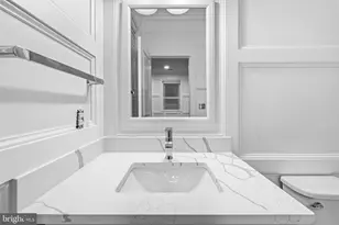 515 Riversail Ln, Oxon Hill, MD 20745 - Photo 6