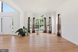 10105 Elgin Cir, Bowie, MD 20721 - Photo 4