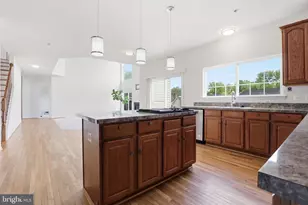 10105 Elgin Cir, Bowie, MD 20721 - Photo 10