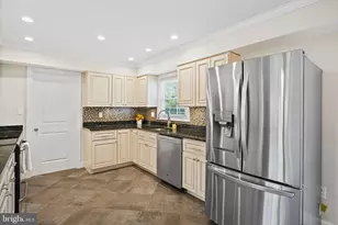 3621 Majestic Ln, Bowie, MD 20715 - Photo 10