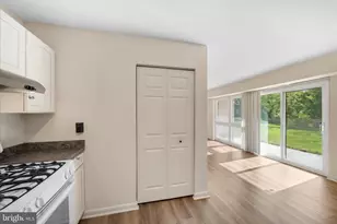 3142 Brinkley Rd, Temple Hills, MD 20748 - Photo 12