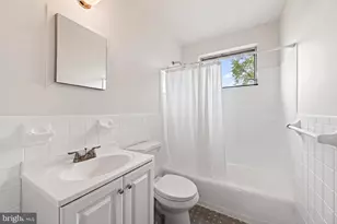 2412 Fordham St, Hyattsville, MD 20783 - Photo 28