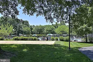7806 Hanover Pkwy, Greenbelt, MD 20770 - Photo 18
