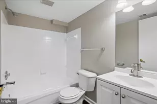 7806 Hanover Pkwy, Greenbelt, MD 20770 - Photo 14