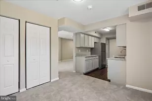 7806 Hanover Pkwy, Greenbelt, MD 20770 - Photo 8