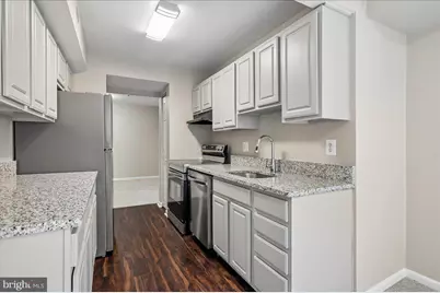 7806 Hanover Parkway #307, Greenbelt, MD 20770 - Photo 6