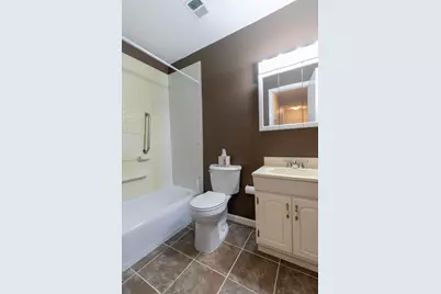 7950 Lakecrest Drive, Greenbelt, MD 20770 - Photo 28