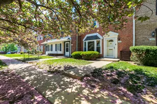 7950 Lakecrest Dr, Greenbelt, MD 20770 - Photo 2
