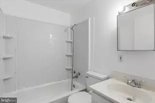 1732 Dutch Village Dr, Landover, MD 20785 - Photo 22