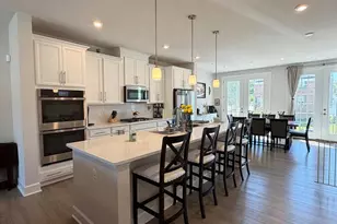10802 Foxtrot Cir, Upper Marlboro, MD 20772 - Photo 2