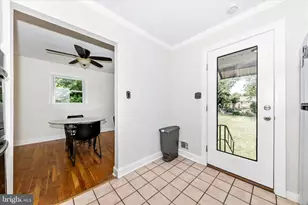 5806 Cheryl Ln, District Heights, MD 20747 - Photo 12