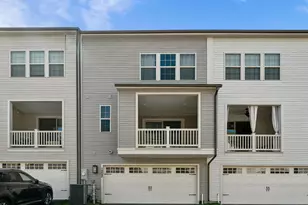 1202 Patuxent Greens Dr, Laurel, MD 20708 - Photo 2