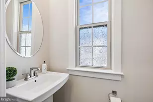 1202 Patuxent Greens Dr, Laurel, MD 20708 - Photo 16