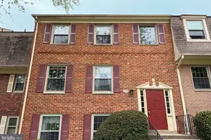 6008 Westchester Park Dr, College Park, MD 20740 - Photo 14