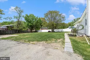 6737 Allentown Rd, Temple Hills, MD 20748 - Photo 10