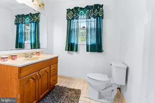 1112 Owens Rd, Oxon Hill, MD 20745 - Photo 26