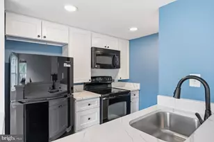 14053 Vista Dr, Laurel, MD 20707 - Photo 12