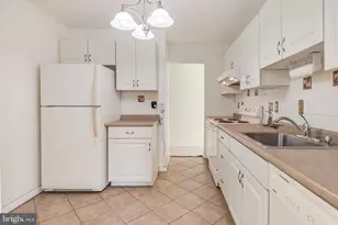9200 Edwards Way, Hyattsville, MD 20783 - Photo 4