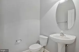 505 Jurgensen Pl, Hyattsville, MD 20785 - Photo 16