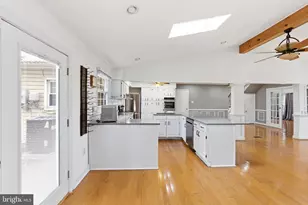 12801 Hadley Ln, Bowie, MD 20716 - Photo 10