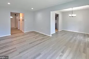 506 Peacock Dr, Landover, MD 20785 - Photo 8