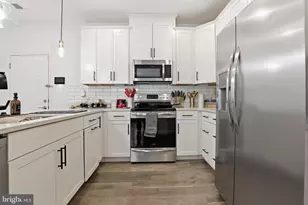 2739 Pinebrook Rd, Landover, MD 20785 - Photo 16