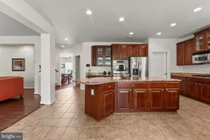 10916 Sir Paul Pl, Clinton, MD 20735 - Photo 28