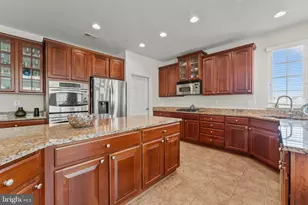10916 Sir Paul Pl, Clinton, MD 20735 - Photo 30